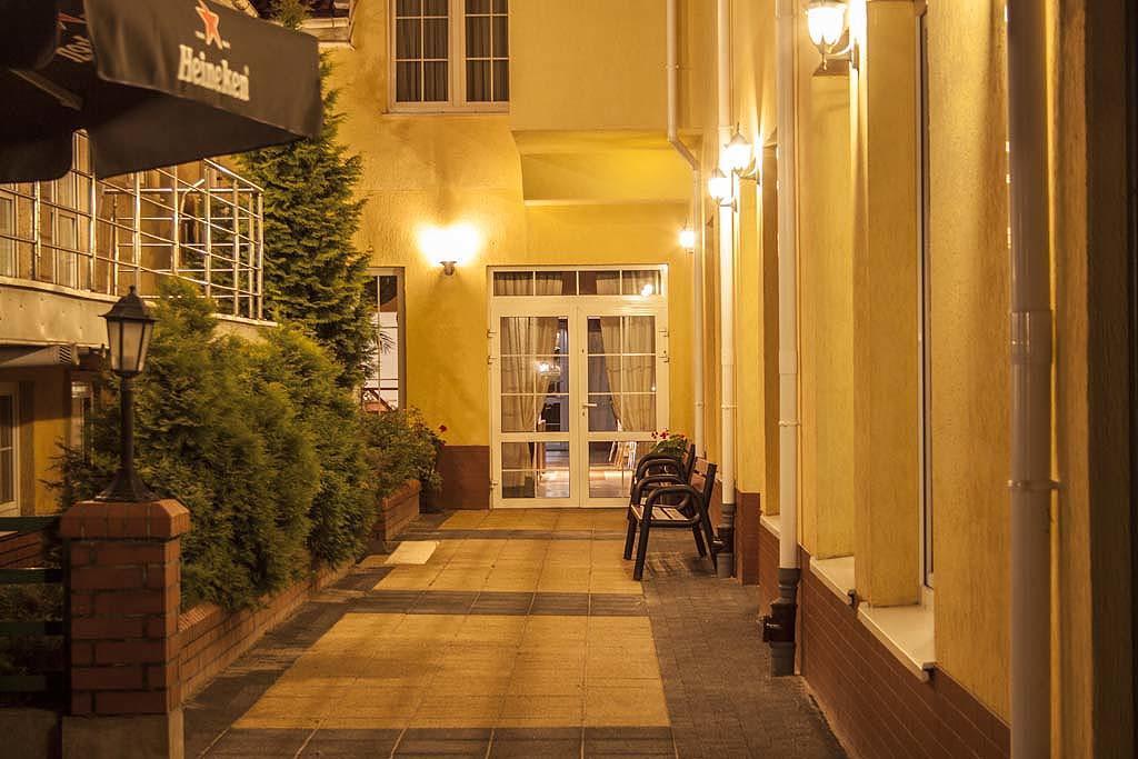 Pensjonat I Klub Jezdziecki Michelin Włocławek Екстериор снимка
